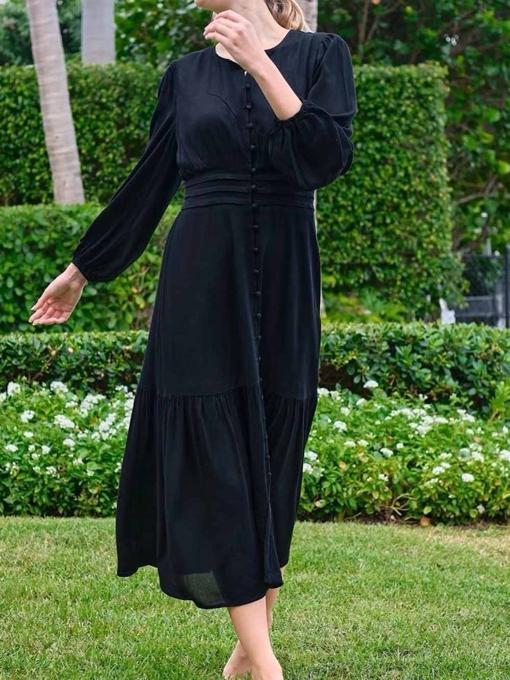 Yakira Bella Gwenyth Midi Dress Size XS Black Button Front
